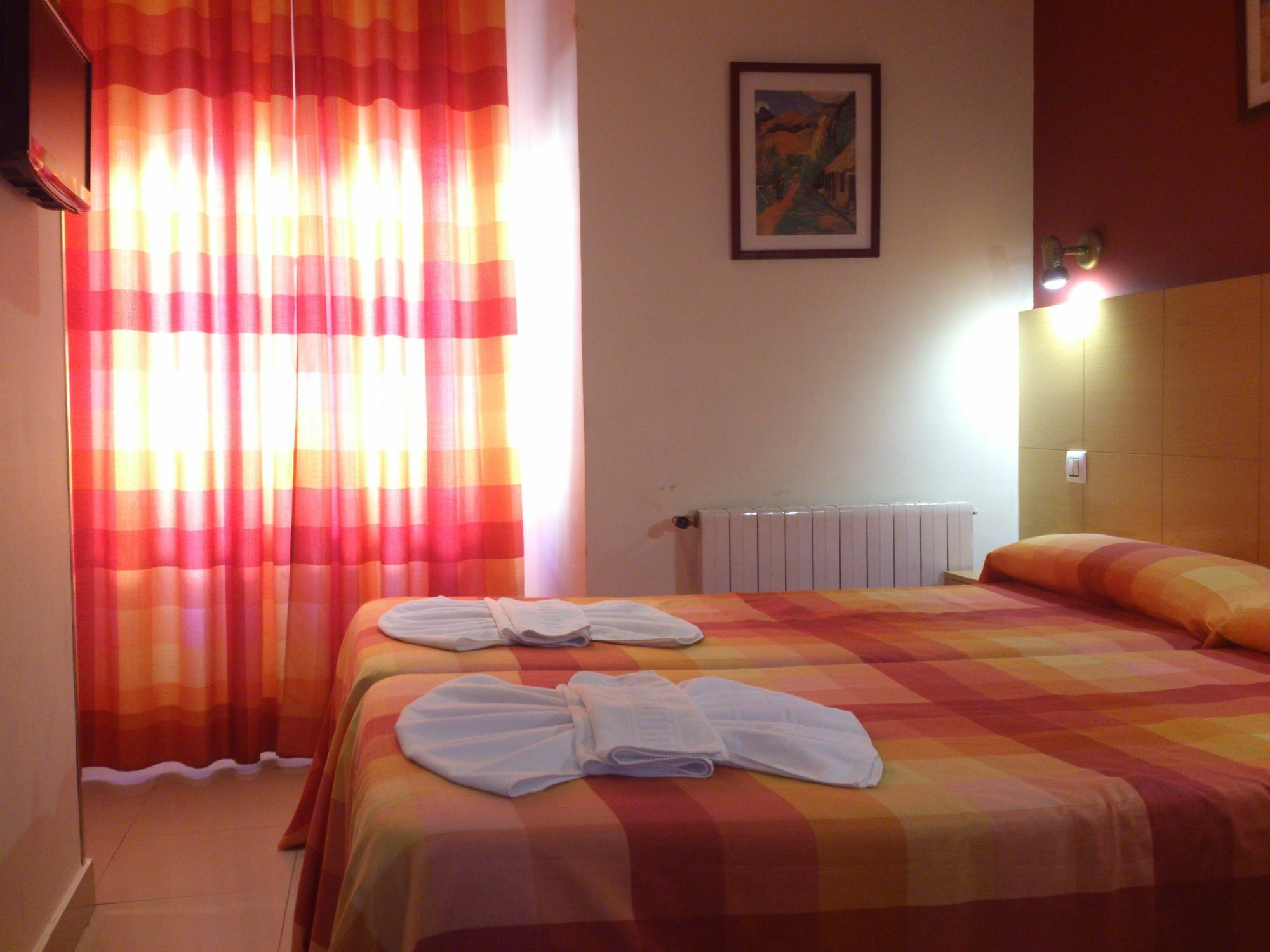 Hostal Inter Plaza Mayor Auto Check In Madrid Exteriör bild